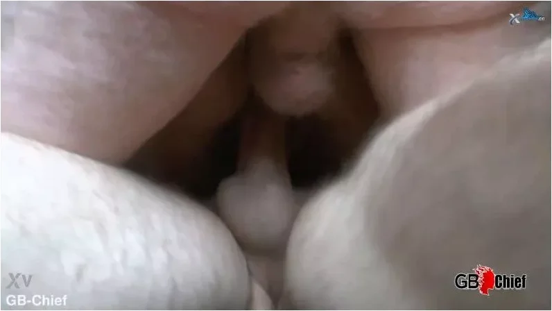 Play video: GB-Chief – Doppelte Penetration, Creampie, Gangbang, Blowjob, Spermaschlucken, Orgie [FullHD 1080p] (MDH)