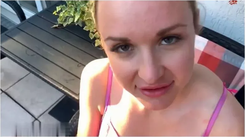 Play video: BellaTight – Die extrem perse AO Balkon-Schlampe [HD 720p] (MDH)