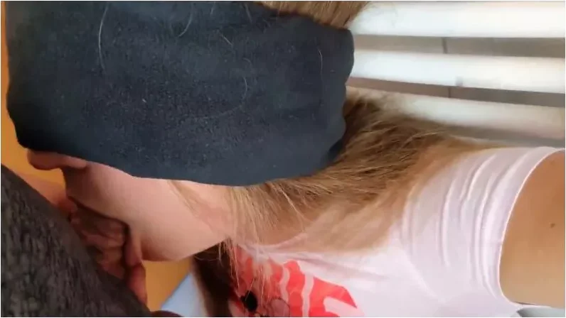 Play video: blondes_teen_girl – HILFE ICH WURDE VERSCHLEPPT UND HATTE MEIN ERSTES MAL IN ALLE DREI LOCHER [FullHD 1080p] (MDH)