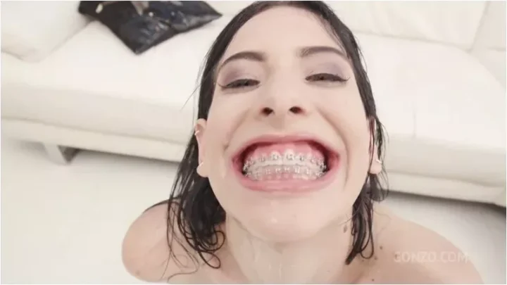 Alicia Trece – Ass Stretched Brunette Alicia Trece Laps Up Spunk After DAP Gangbang Leaves Her Stretched SZ2891 [HD 720p] (LegalP0rno)