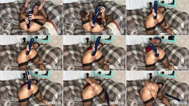 Screenshot 2 from Lily – Brutally fist fucking Lilys ass [FullHD 1080p] (Sicflics)