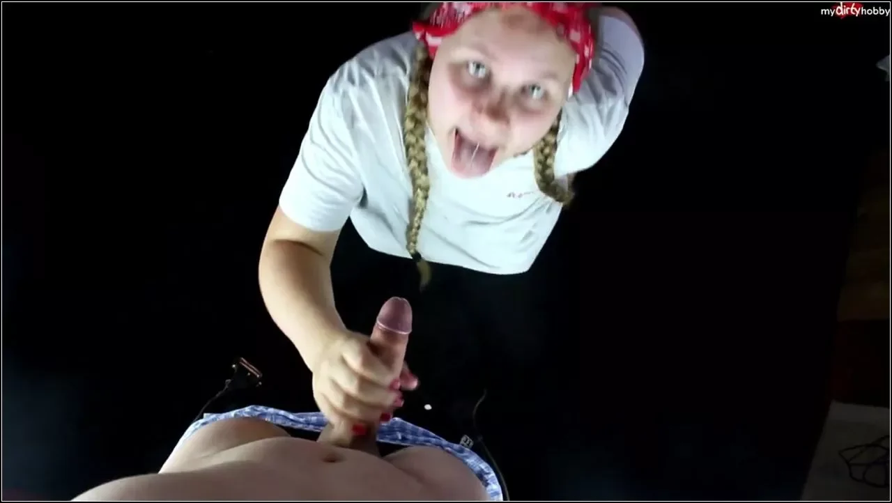 Play video: Maja-Meer – MEIN ERSTER SCHWANZ! Spritz mich voll! [FullHD 1080p] (MDH)