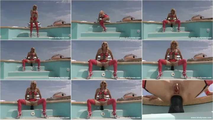 Screenshot 1 from Sindy Rose – Sindy Rose with huge black dildo anal & prolapse in swimming pool (11.07.2020) [FullHD 1080p] (SindyRose)