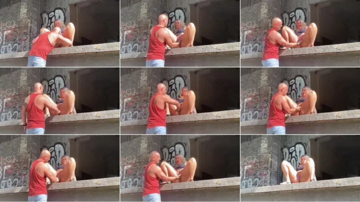 Screenshot 2 from Tanya  – Public fist fucking orgasms (07.11.2020) [HD 720p] (Sicflics)