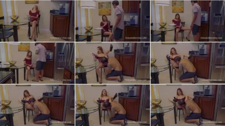 Screenshot 2 from Zoe Sparx  – Back To My Cunt [FullHD 1080p] (Female Worship)