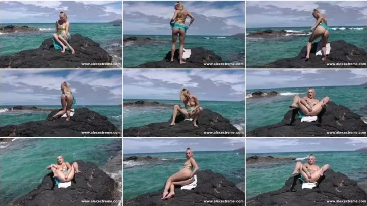 Screenshot 1 from Kinky Niky – Kinky Niky as sexy siren fist her ass & prolapse at the ocean [FullHD 1080p] (Alex Extreme)