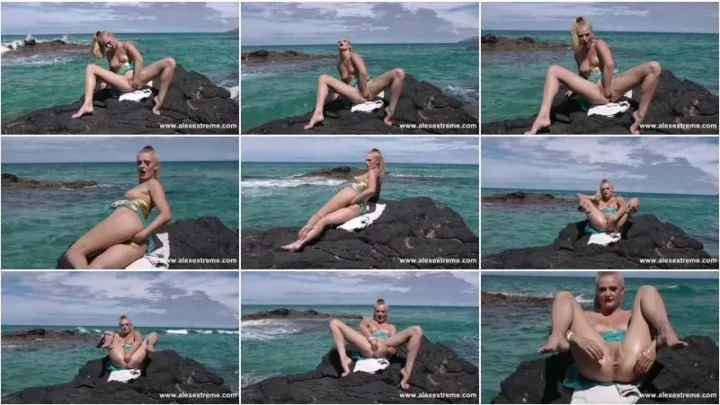 Screenshot 2 from Kinky Niky – Kinky Niky as sexy siren fist her ass & prolapse at the ocean [FullHD 1080p] (Alex Extreme)