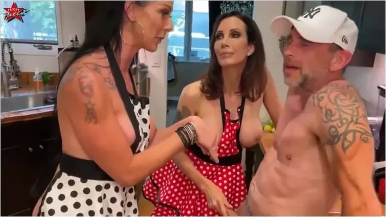 Play video: TexasPatti – SMILFs in the kitchen – Pilotfilm zur neuen Serie [FullHD 1080p] (MDH)