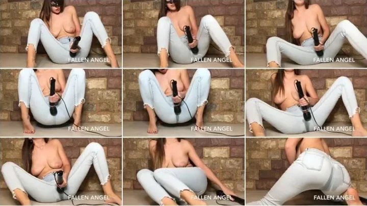 Screenshot 3 from Honey Luna – Squirting In Jeans [FullHD 1080p] (Dildo)