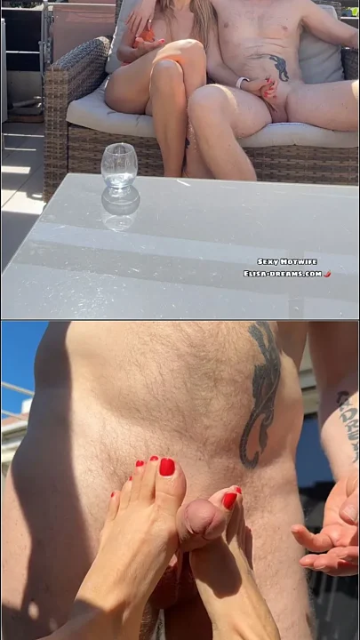 Elisa Dreams – Masturbating the cuckold with my feet until he cummed 28.03.2025 [SD 1920p] (Elisa-dreams)